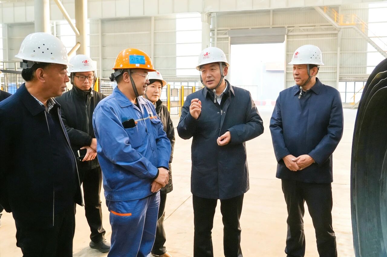 孟維君在宏達(dá)鋼鐵集團(tuán)調(diào)研